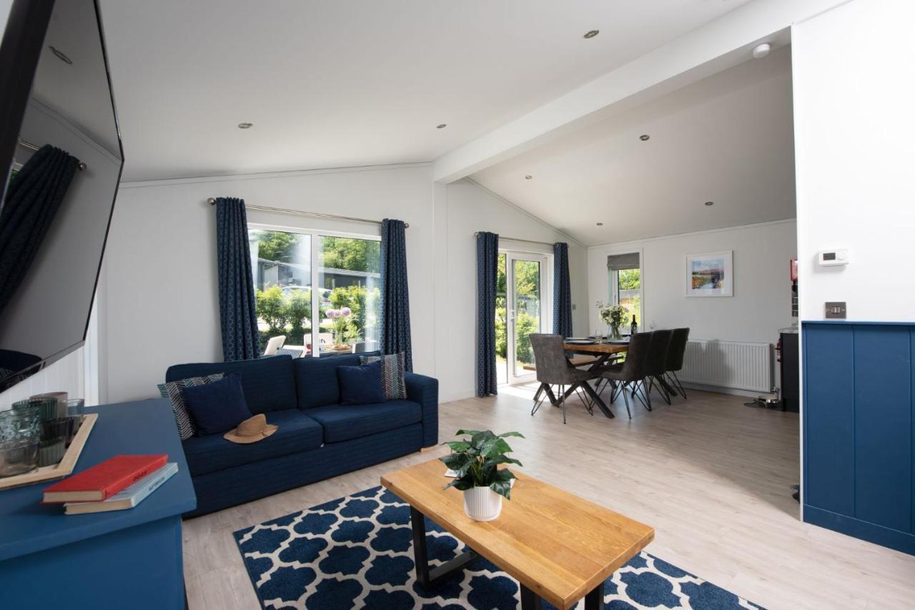 Buttercup Lodge, 33 Roadford Lake Lodges Lifton Eksteriør billede