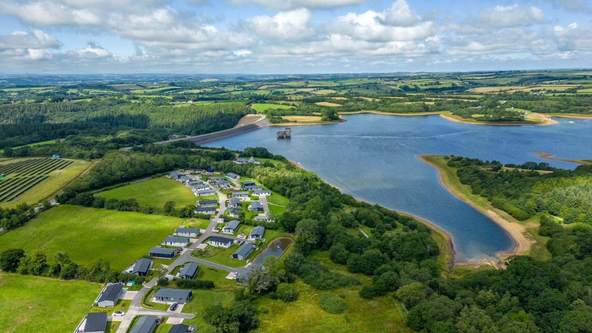 Buttercup Lodge, 33 Roadford Lake Lodges Lifton Eksteriør billede
